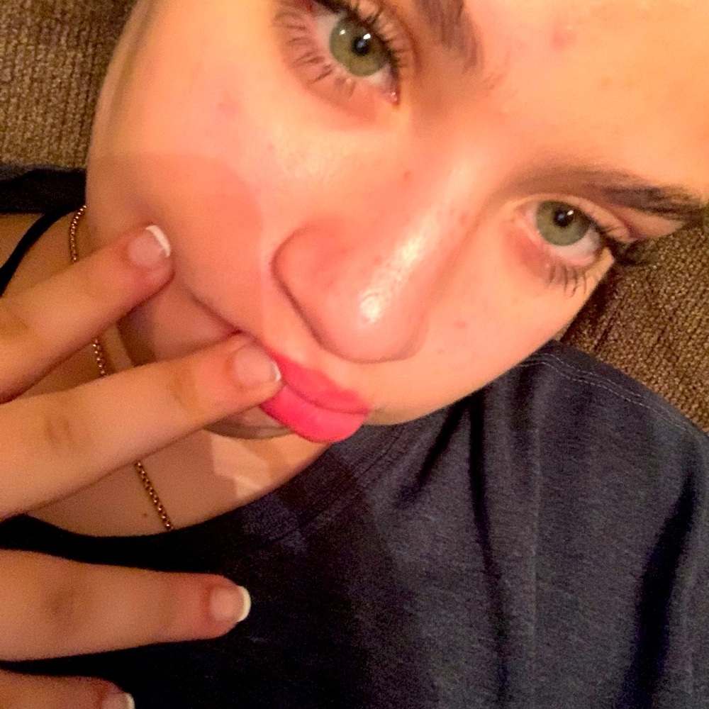 Meet your Posher, Kayla